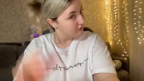 Snapshot of judevalenti chatting on 21, 12, 2025 JudeValenti online show from 21, 12, 2025