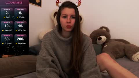 Snapshot of juicy_mystery chatting on 15, 12, 2024 laura online show from 15, 12, 2024