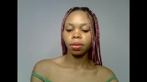 Snapshot of juicy_slut0 chatting on 17, 7, 2026 Champaign online show from 17, 7, 2026