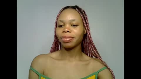 Snapshot of juicy_slut0 chatting on 19, 7, 2026 Champaign online show from 19, 7, 2026