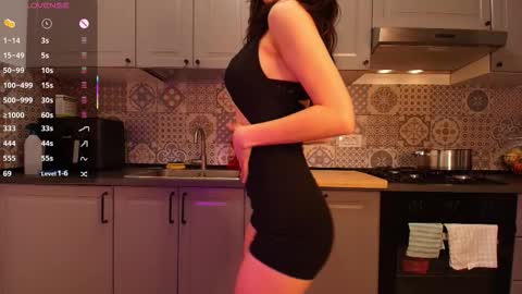 Juicy online show from 12, 11, 2025