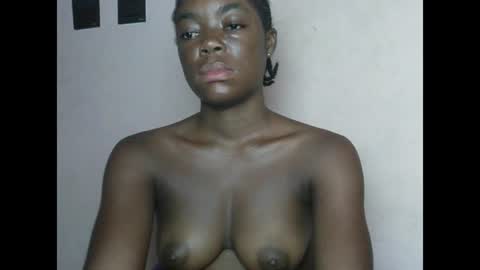 juicyyxboobs online show from 3, 7, 2026