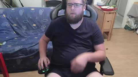 Julcs online show from 13, 12, 2024