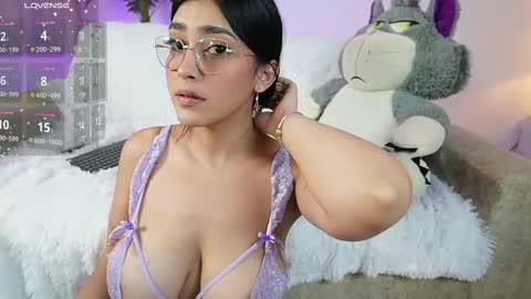 Jules Bennett online show from 11, 3, 2025