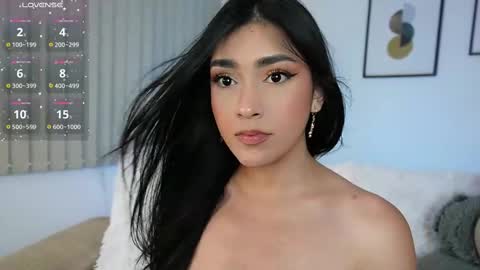 Jules Bennett online show from 12, 3, 2025