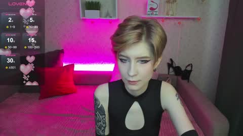 Snapshot of julescrown chatting on 3, 12, 2024 Jules online show from 3, 12, 2024