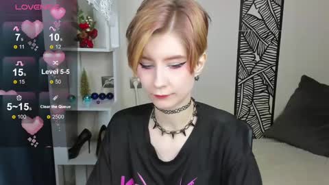 Snapshot of julescrown chatting on 13, 12, 2024 Jules online show from 13, 12, 2024