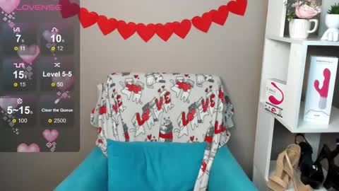 Snapshot of julescrown chatting on 17, 2, 2025 Jules online show from 17, 2, 2025