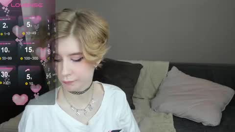 Snapshot of julescrown chatting on 21, 2, 2025 Jules online show from 21, 2, 2025