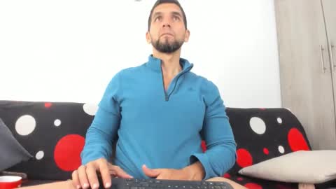 juleslake2 online show from 4, 12, 2025