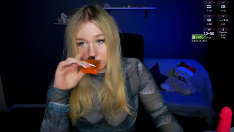 juli kisss online show from 6, 2, 2025