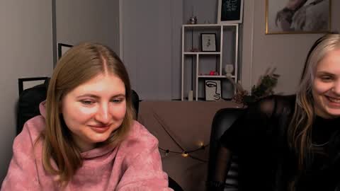 Julia  online show from 5, 12, 2024