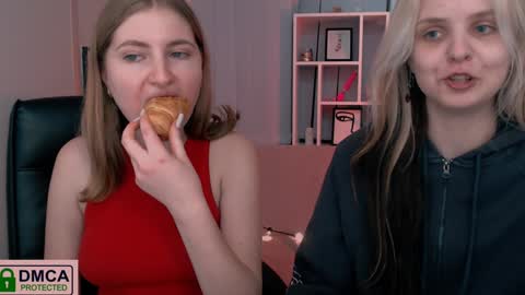 Julia  online show from 27, 12, 2024