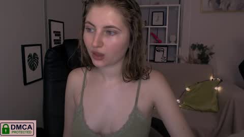 Julia  online show from 30, 12, 2024