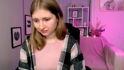 Julia  online show from 13, 1, 2025