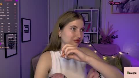 Julia  online show from 16, 1, 2025