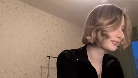 Kate online show from 10, 3, 2026