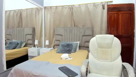 Snapshot of julian_billy chatting on 11, 1, 2025 julian billy online show from 11, 1, 2025