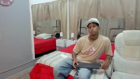 Snapshot of julian_billy chatting on 31, 1, 2025 julian billy online show from 31, 1, 2025