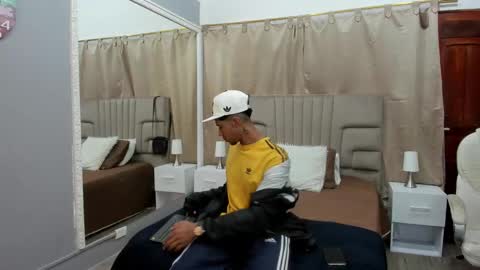 Snapshot of julian_billy chatting on 10, 2, 2025 julian billy online show from 10, 2, 2025