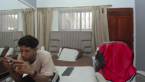 Snapshot of julian_billy chatting on 13, 2, 2025 julian billy online show from 13, 2, 2025