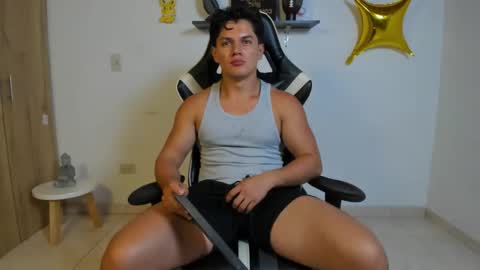 julian_wallace online show from 10, 1, 2026