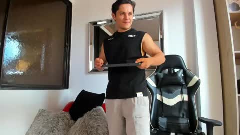 Snapshot of julian_wallace chatting on 18, 4, 2026 julian_wallace online show from 18, 4, 2026