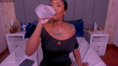 Snapshot of julianamiller chatting on 12, 3, 2025 juli online show from 12, 3, 2025