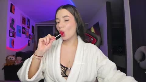 Jeimy Help me to reach 100 thumbs up online show from 2, 2, 2026