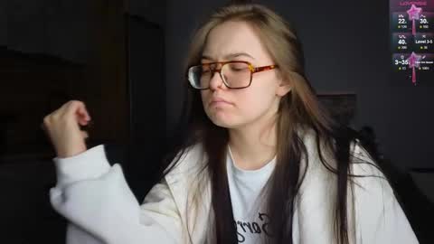 Snapshot of julidropp chatting on 23, 1, 2025 julidropp online show from 23, 1, 2025