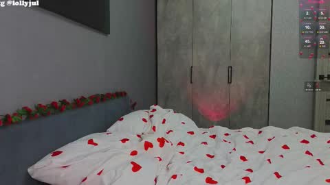 Snapshot of julidropp chatting on 23, 2, 2025 julidropp online show from 23, 2, 2025