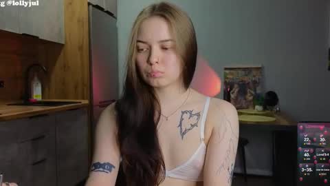 Snapshot of julidropp chatting on 7, 3, 2025 julidropp online show from 7, 3, 2025