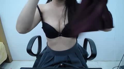 julie9x online show from 15, 2, 2026