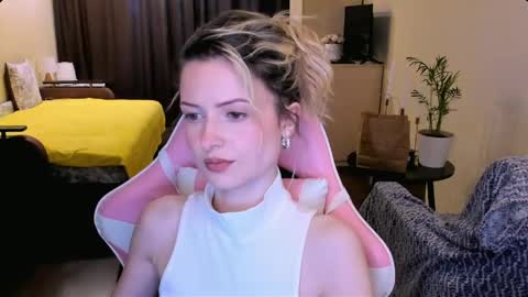 Julie online show from 22, 4, 2026