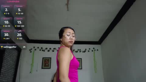 Snapshot of julie_vixen chatting on 26, 11, 2025 julie_vixen online show from 26, 11, 2025
