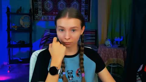 Snapshot of juliedaniel chatting on 15, 9, 2025 juliedaniel online show from 15, 9, 2025