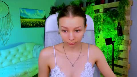 juliedaniel online show from 25, 11, 2025