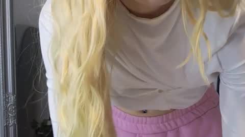 Snapshot of juliejuliette chatting on 24, 9, 2025 Julia online show from 24, 9, 2025