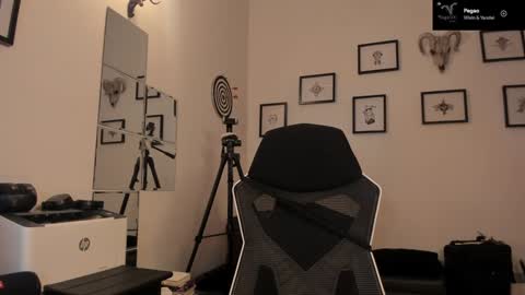 Snapshot of juliet_sourire chatting on 25, 1, 2025 juliet_sourire online show from 25, 1, 2025