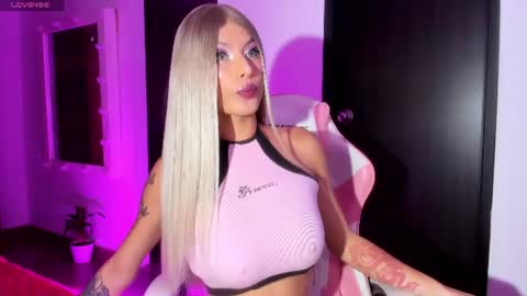 Snapshot of julieta_princess_ chatting on 15, 7, 2026 online show from 15, 7, 2026