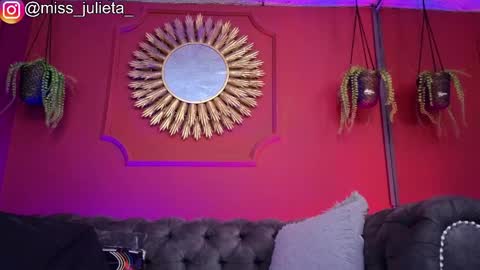  Julieta  online show from 4, 6, 2026