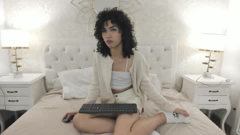 Snapshot of julietta___ chatting on 3, 4, 2026 julietta online show from 3, 4, 2026