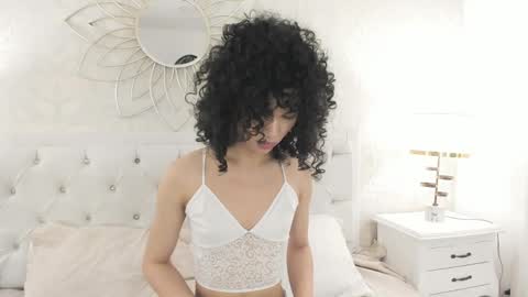 Snapshot of julietta___ chatting on 5, 4, 2026 julietta online show from 5, 4, 2026