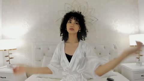 Snapshot of julietta___ chatting on 16, 4, 2026 julietta online show from 16, 4, 2026