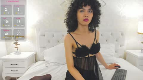 Snapshot of julietta___ chatting on 28, 5, 2026 julietta online show from 28, 5, 2026