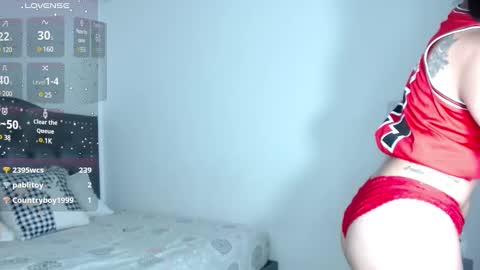 Snapshot of juliette_ponce chatting on 18, 12, 2024 juliette online show from 18, 12, 2024