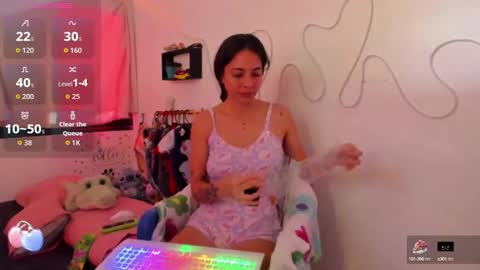 Snapshot of juliette_sweet05 chatting on 27, 9, 2025 juliette online show from 27, 9, 2025