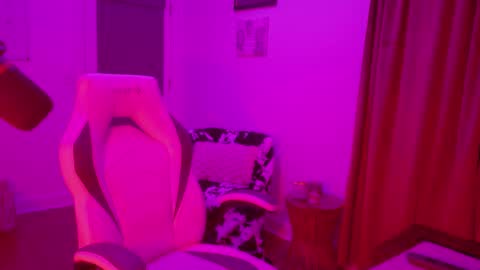 Goddess Endigo online show from 6, 4, 2026