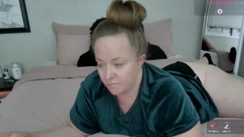 Snapshot of julimonroe chatting on 26, 12, 2024 Juli Monroe online show from 26, 12, 2024