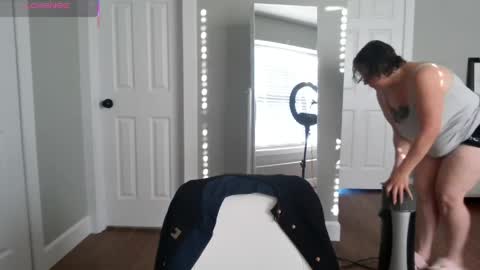 Juli Monroe online show from 23, 5, 2026